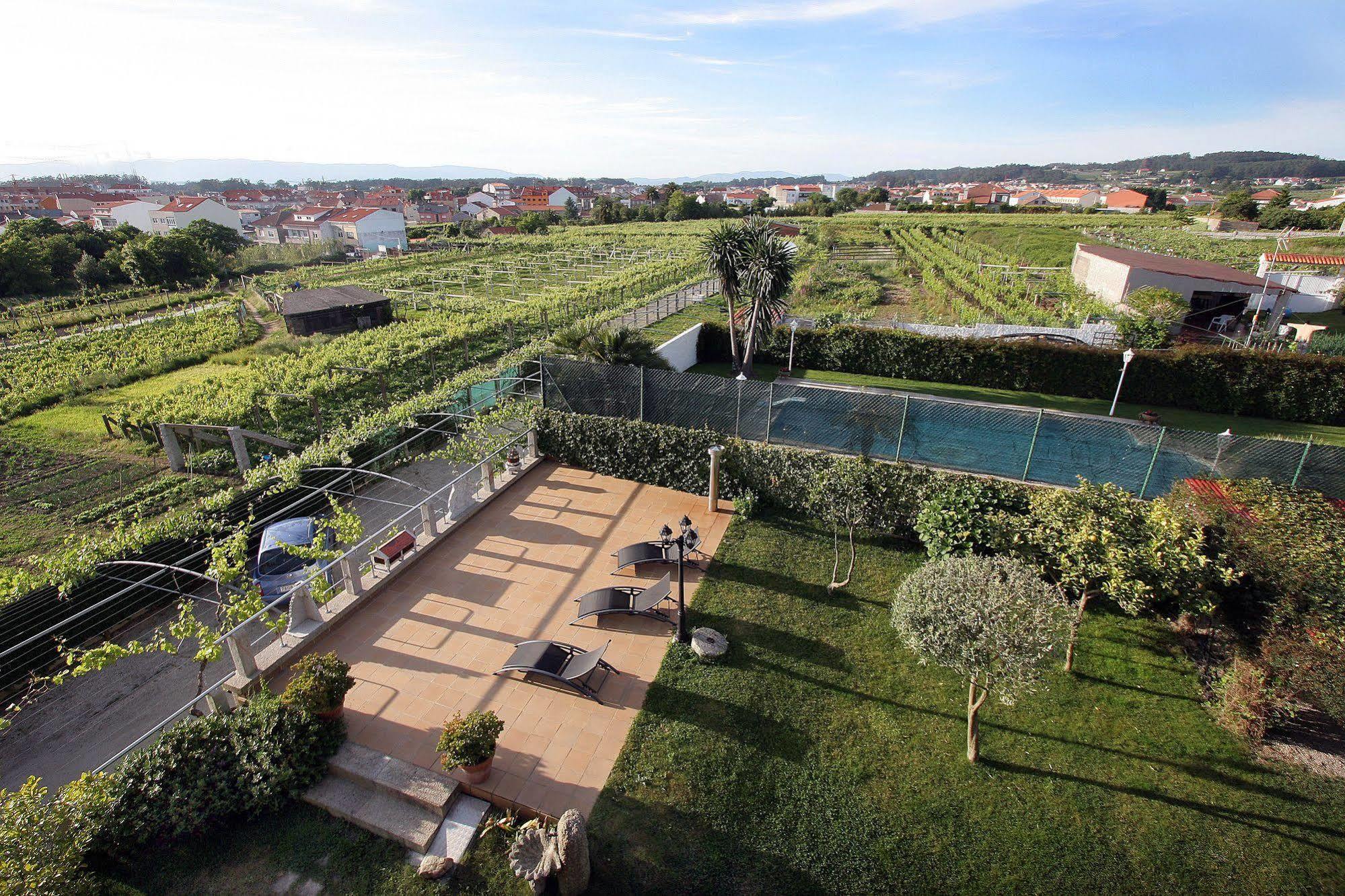 Casa Marineira Lourdes Guest House กัมบาโดส ภายนอก รูปภาพ