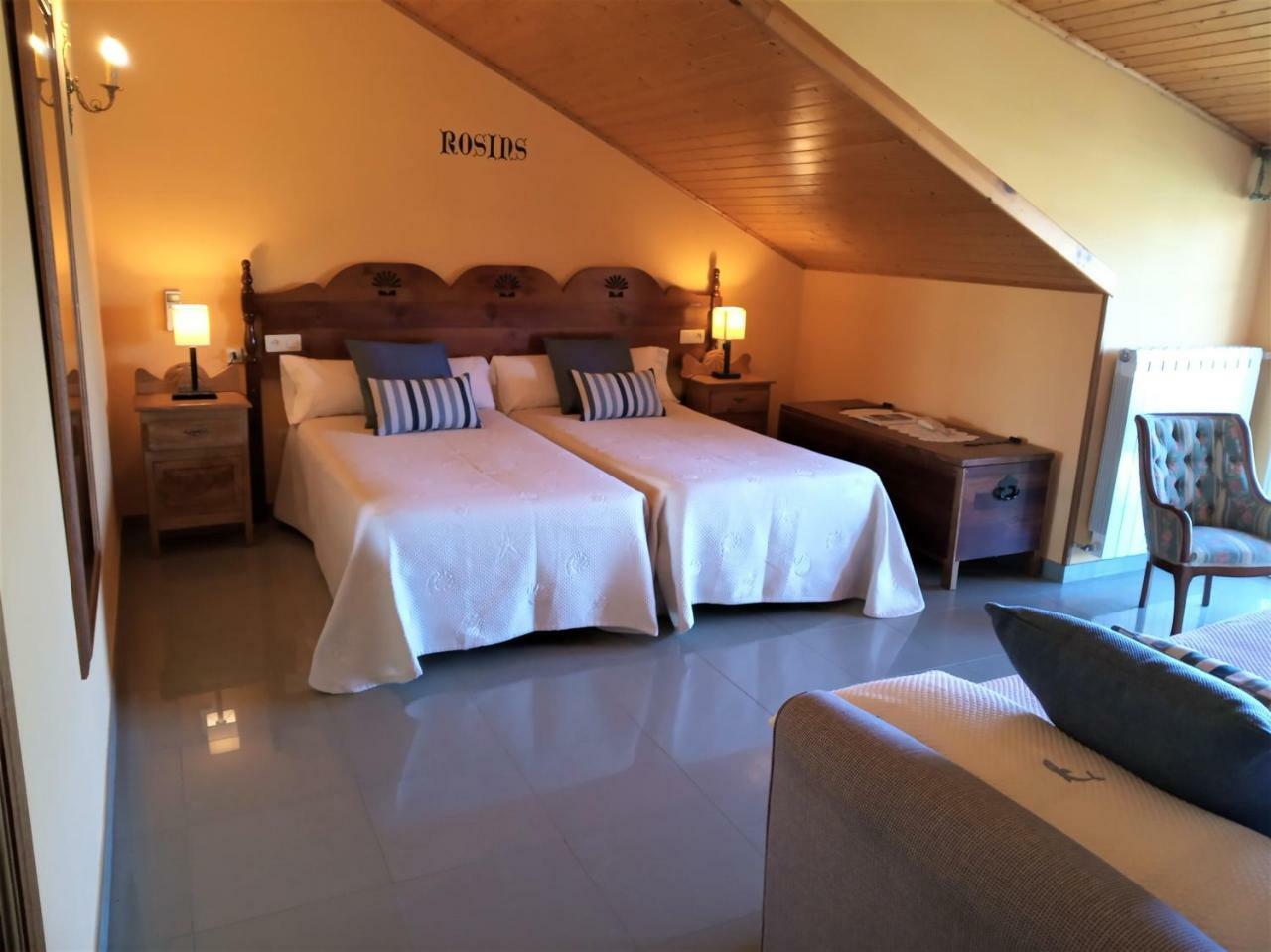 Casa Marineira Lourdes Guest House กัมบาโดส ภายนอก รูปภาพ